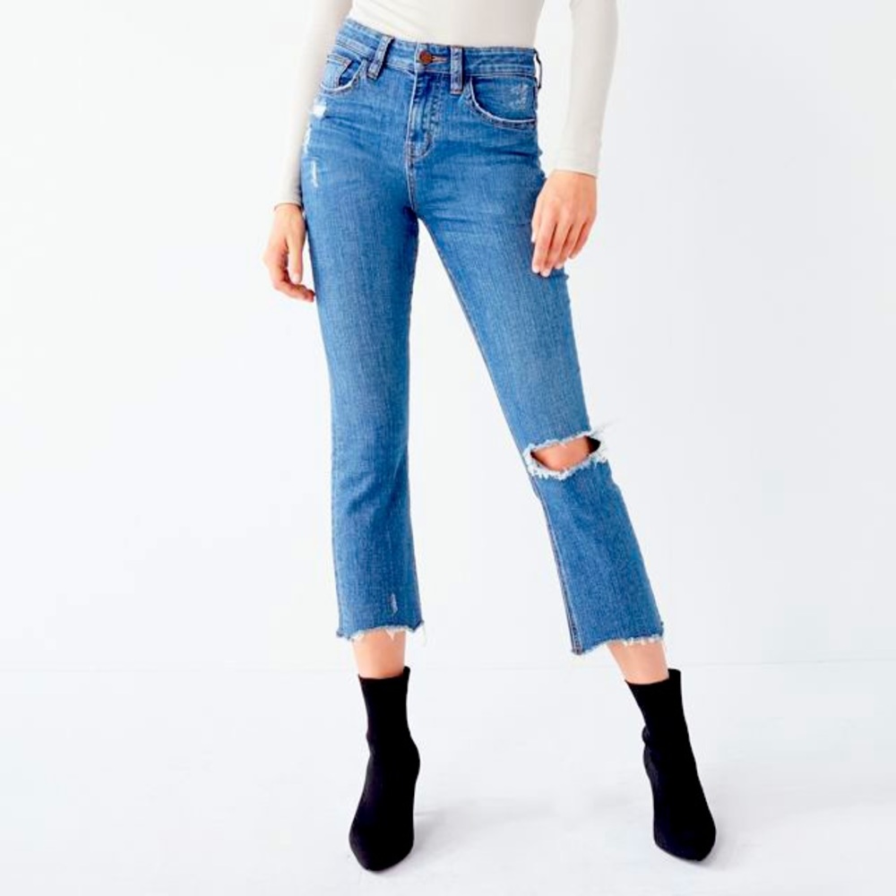 BDG | Urban Outfitters | Kick Flare High-Rise Cropped Denim | size 25